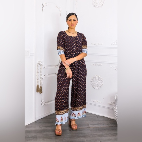 Black and multi Patterned Jumpsuit - Picture 5 of 5